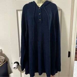 BloomChic NWT blue hooded tunic sweater with button front Size 18-20